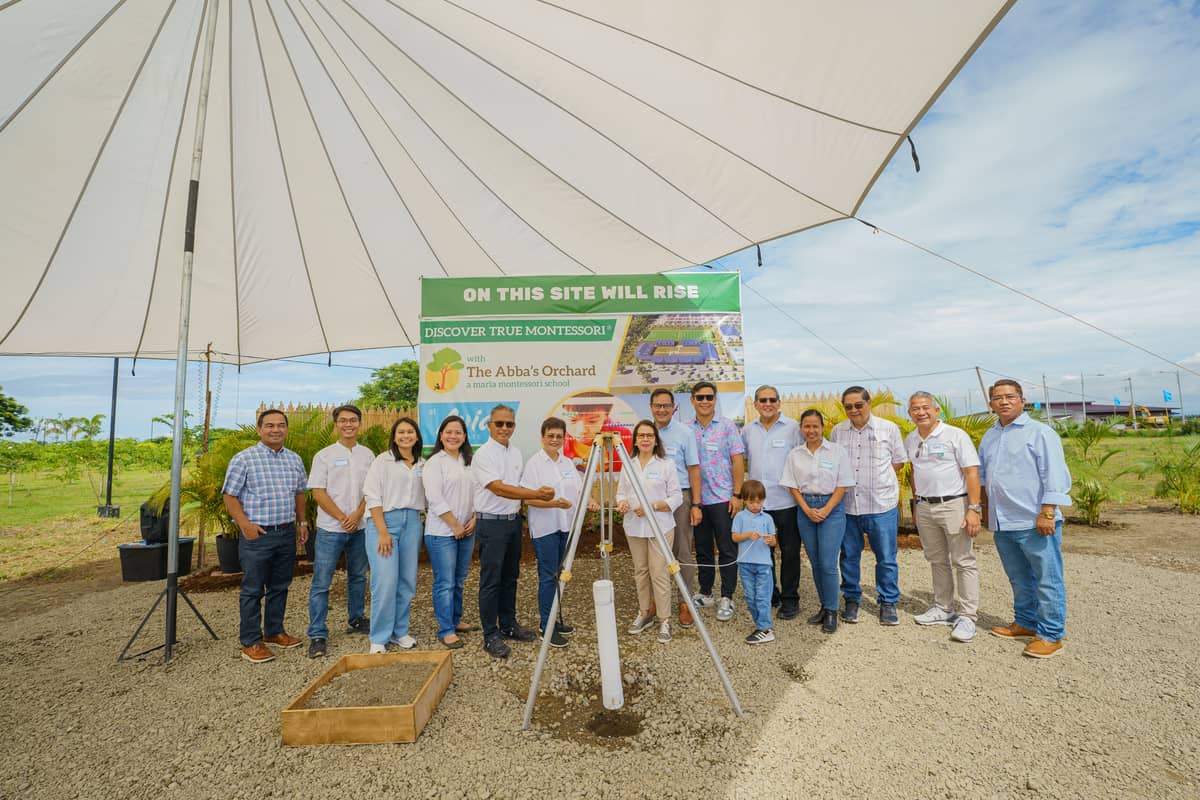 In photo are Abram Barrameda (chief growth officer, The Abba’s Orchard), Cathy Aleli (deputy head of school-Avia Estate, The Abba’s Orchard), Aleli Rodriguez (head of school-Davao, The Abba’s Orchard), Chris Barrameda (president and founding director, The Abba’s Orchard), Ann Barrameda (founding director, The Abba’s Orchard), Miguel A. Dominguez (director, Alsons Dev), Alex Alcantara, Rosie A. Dominguez (executive vice president, Alsons Dev), Marco Alcantara and Paul Dominguez (director, Alsons Dev).